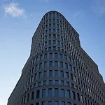 Dorint Kurfuerstendamm Hotel 5*