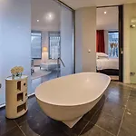 Dorint Kurfuerstendamm 5*