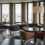Dorint Kurfuerstendamm Hotel 5*