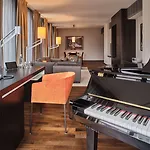 Dorint Kurfuerstendamm 5*