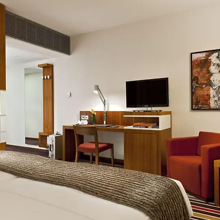 מלון Dorint Kurfuerstendamm 5*