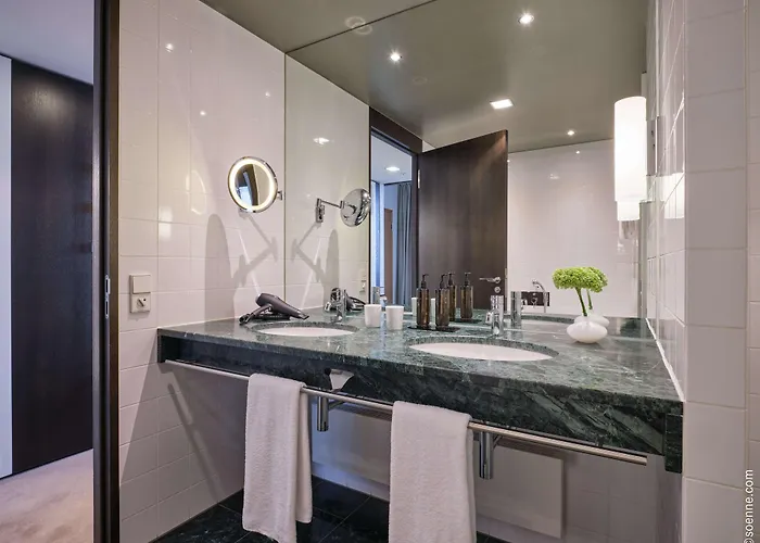 Dorint Kurfürstendamm Hotel 5*